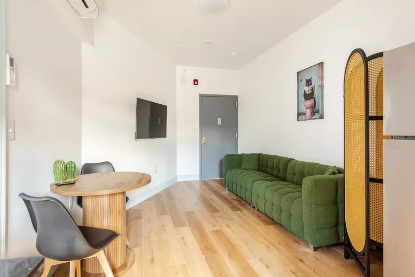 Chic 1BR Nook Mins to Fishtown & Center City! - Image 1