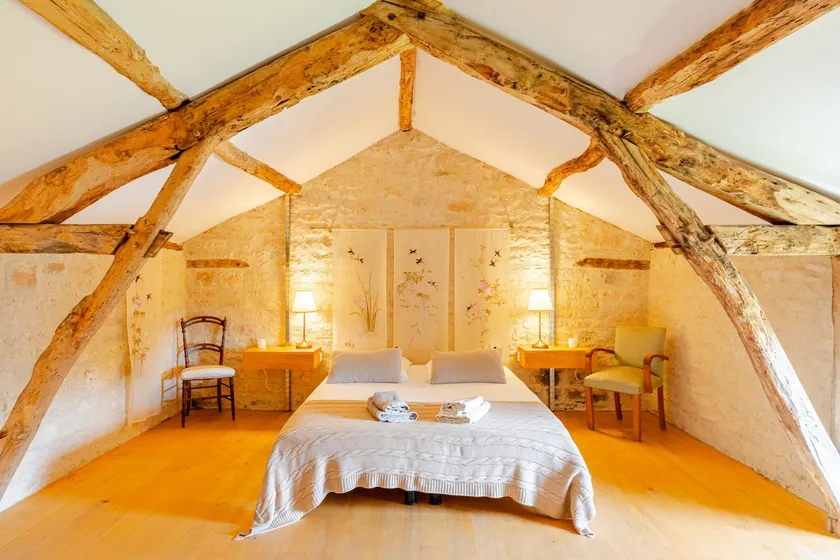110 m2 Gîte – Pool, Jacuzzi & Truffle in Le Lot - Image 1