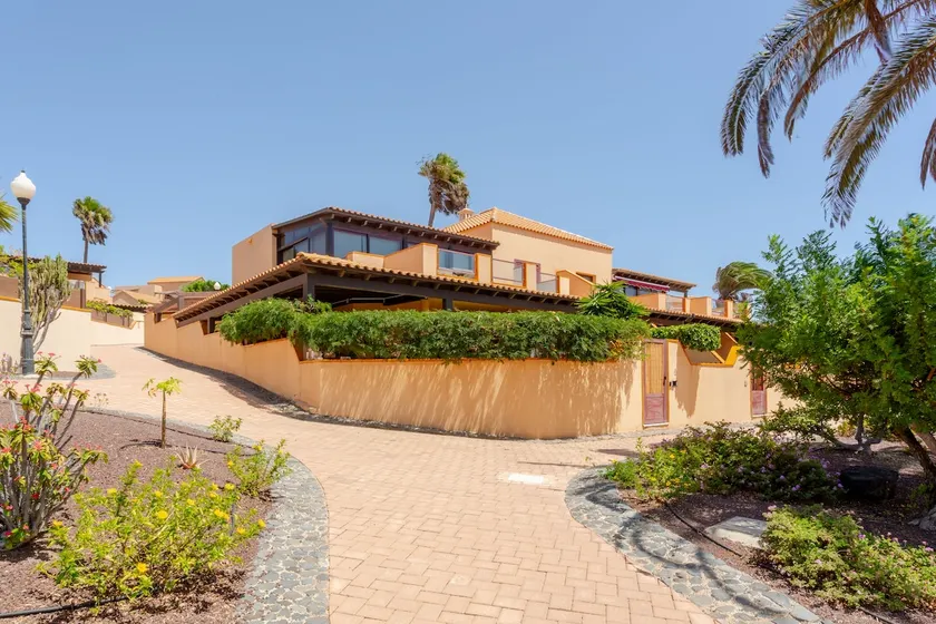 Beachfront Oasis of Calm - Image 1