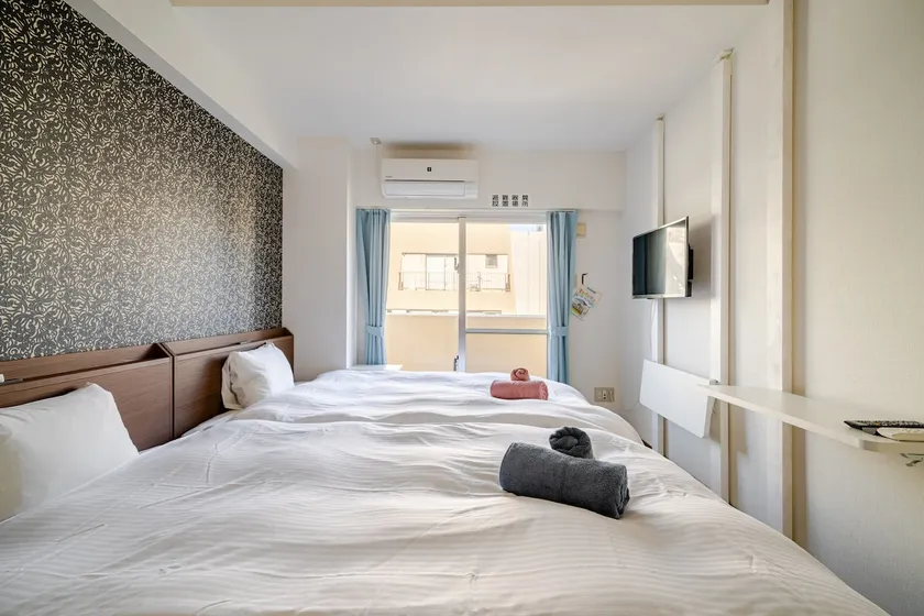 Yushi's apartment, 701 - Image 1