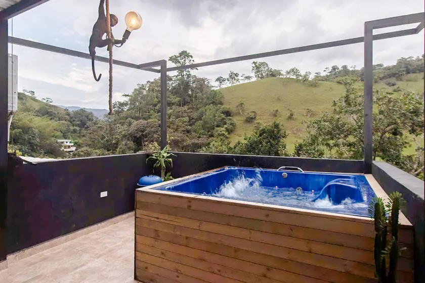 Jacuzzi Micos in San Rafael on the Via Charcos - Image 1