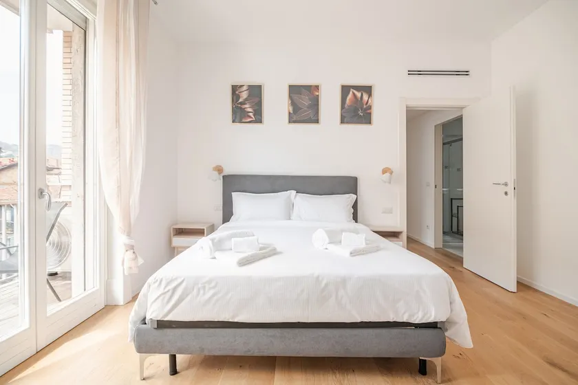 Como Luxury | Suite just steps from the lake - Image 1
