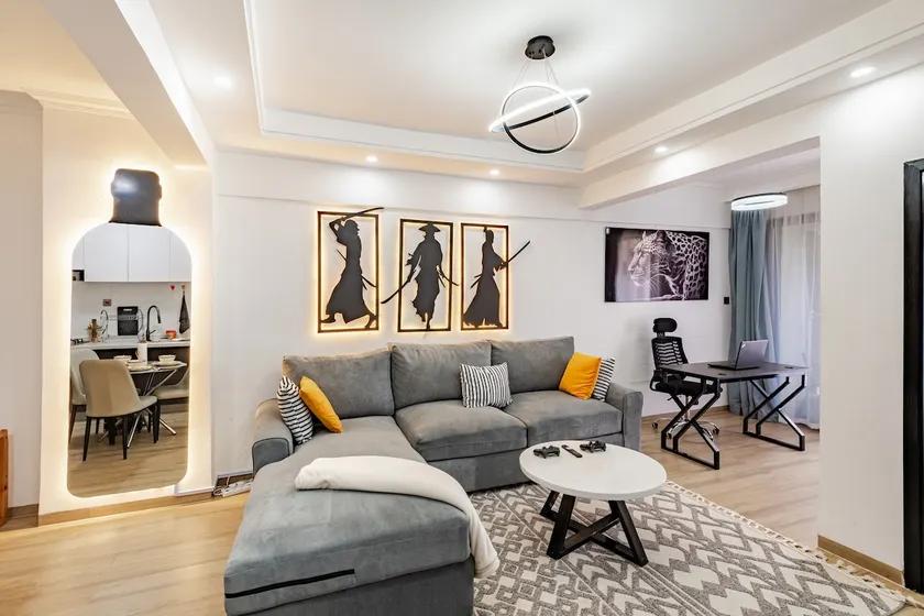 Luxury Westlands 1BR with AC, Rooftop Pool, Gym & Dining - Image 1