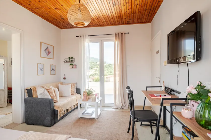 Lovely modern Studio very close to the airport - Image 1