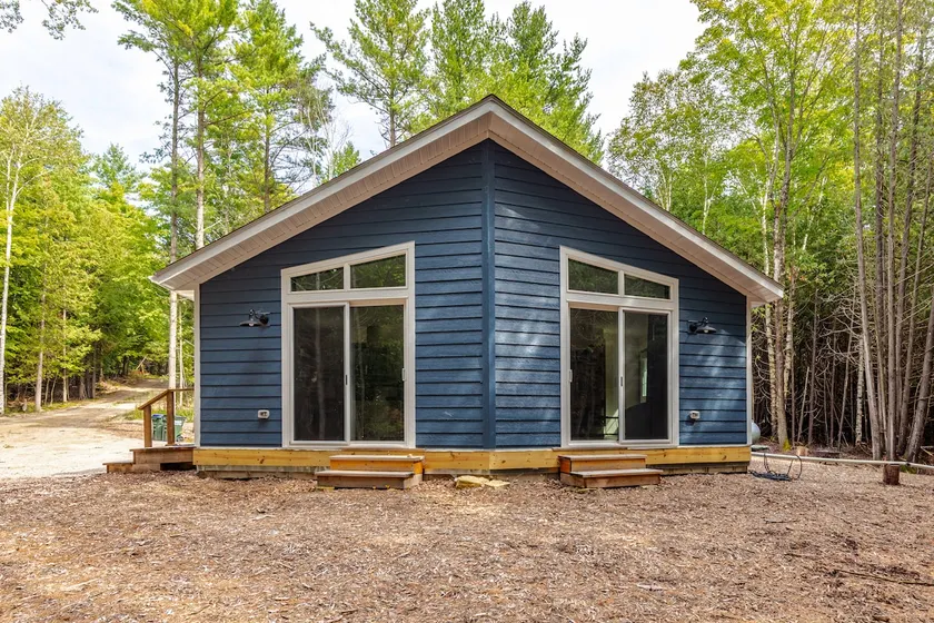 Brand New Relaxing Woodland Retreat - Image 1