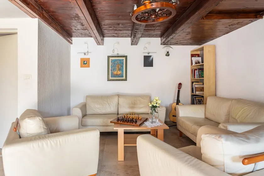 Palazzina Burjaki in peaceful&natural surroundings - Image 1