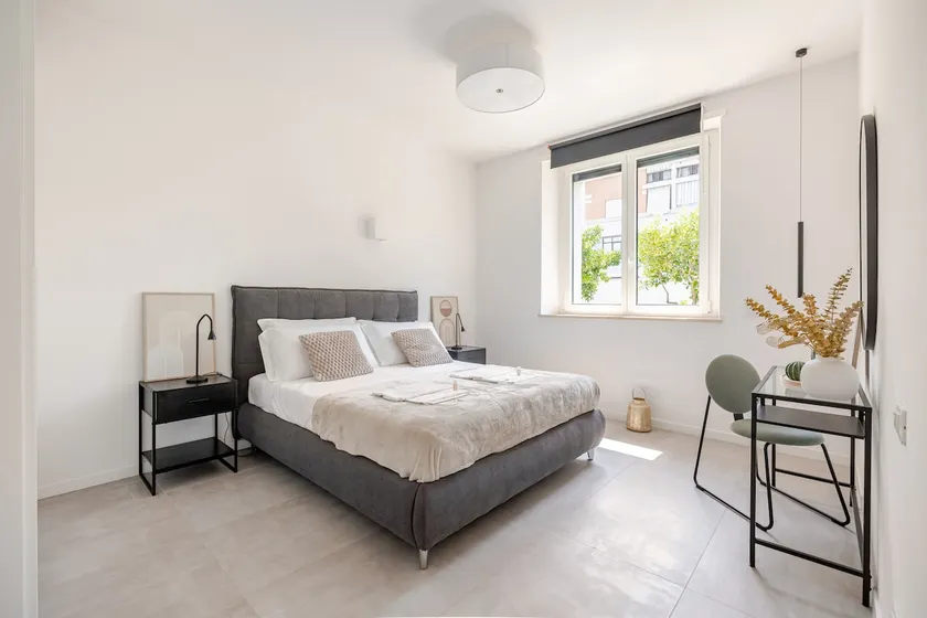 Latina centro • Charming 1 bed-flat + giardino - Image 1