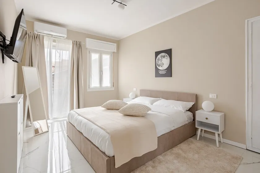 Dream house in center! - Image 1