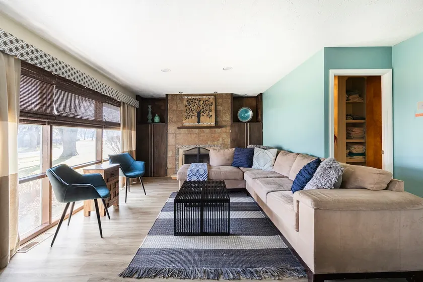 Beautiful Family Home, One level, Open Floor Plan - Image 1
