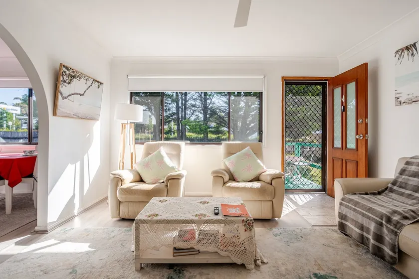 All-in-One Home: Work, Relax & Weekend Escape - Image 1