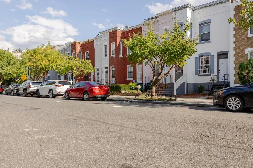 Historic Downtown District House - Image 1