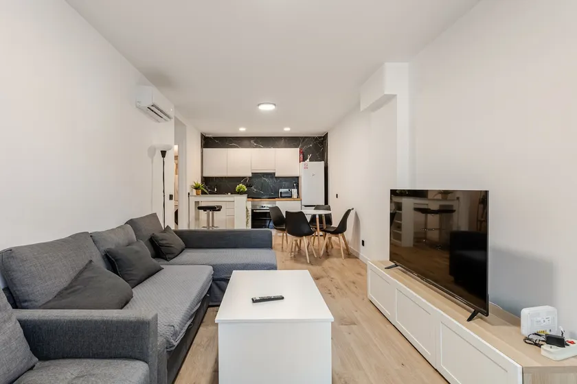 Luxury oasis - Image 1