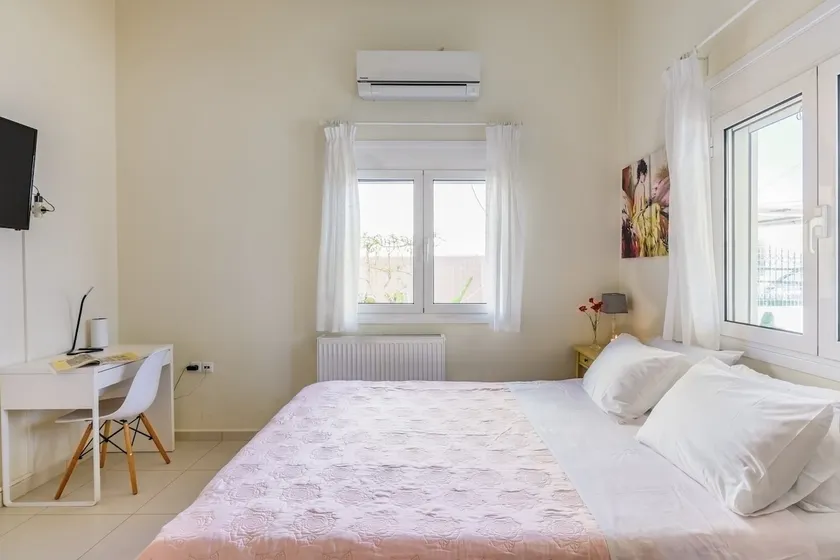 Litsa's Elegant Apartment, a few minutes walk to the Old Town - Image 1