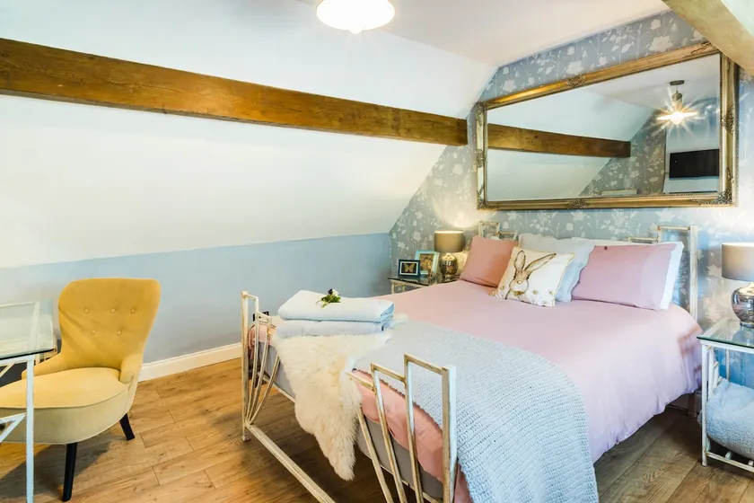 1 Bridge Cottages Accommodation - Image 1