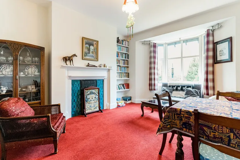 Dorridge home with a view. - Image 1