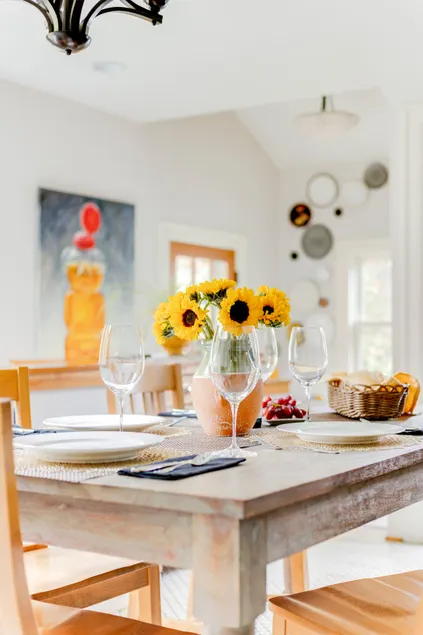 Vibrant Vintage Home in Lively NW Next to Nature - Image 1