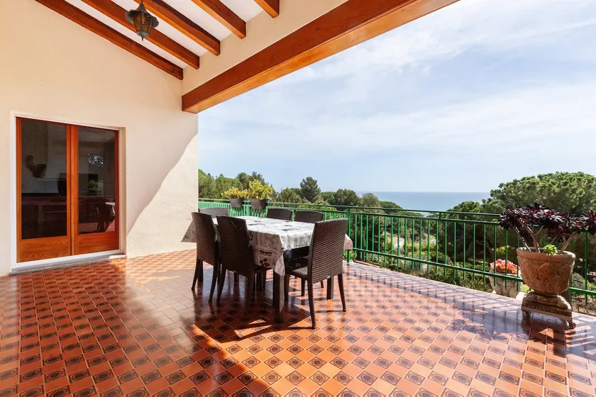 Villa Leonor private pool, sea/beach, near BCN - Image 1