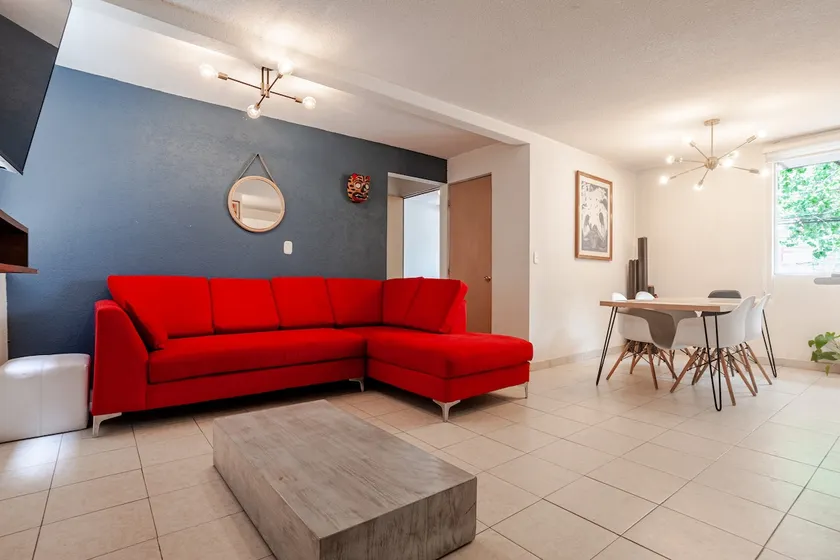 Same price for 3. Near GNP. 2BR 3 beds. - Image 1
