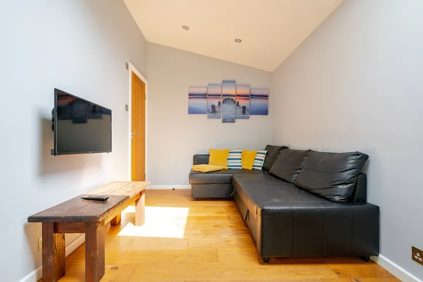 Guest House - Image 1
