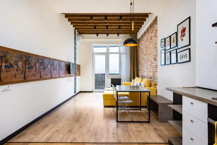 Stylish 1-BDR Apartment at RIS Dalma Collection - Image 1