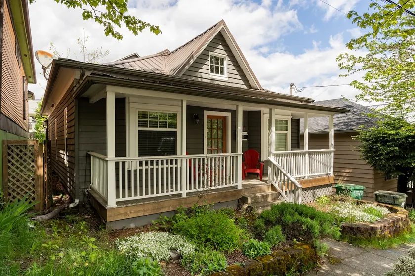 Opdateret Craftsman * Pet friendly * Great Location! - Image 1