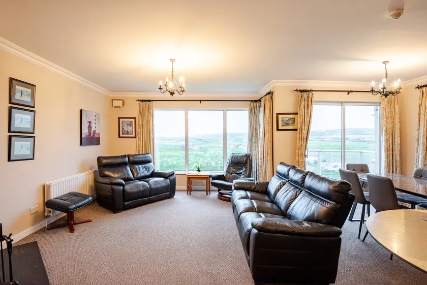 The Links Apartment Portrush - Image 1