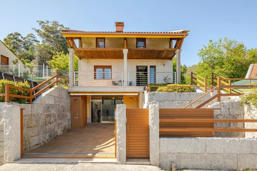 Haus von Baixo O Castelo - Image 1