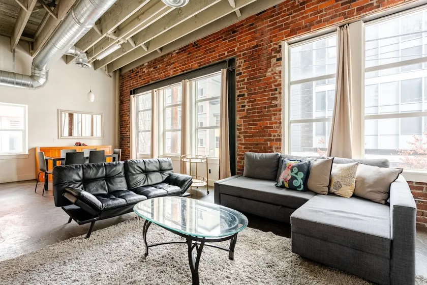 Kremrest - Artist Loft - Industrial, Clean, Fun - Image 1