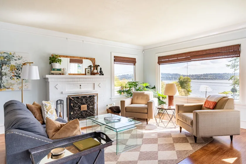 Kinglet Cottage - Bright and Sunny Lake View! - Image 1