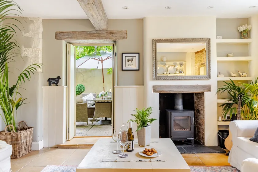 Charming and luxury getaway cottage in Cotswolds - Image 1