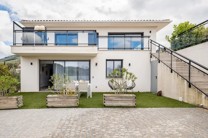 Appartement Centre ville Cassis - Image 1