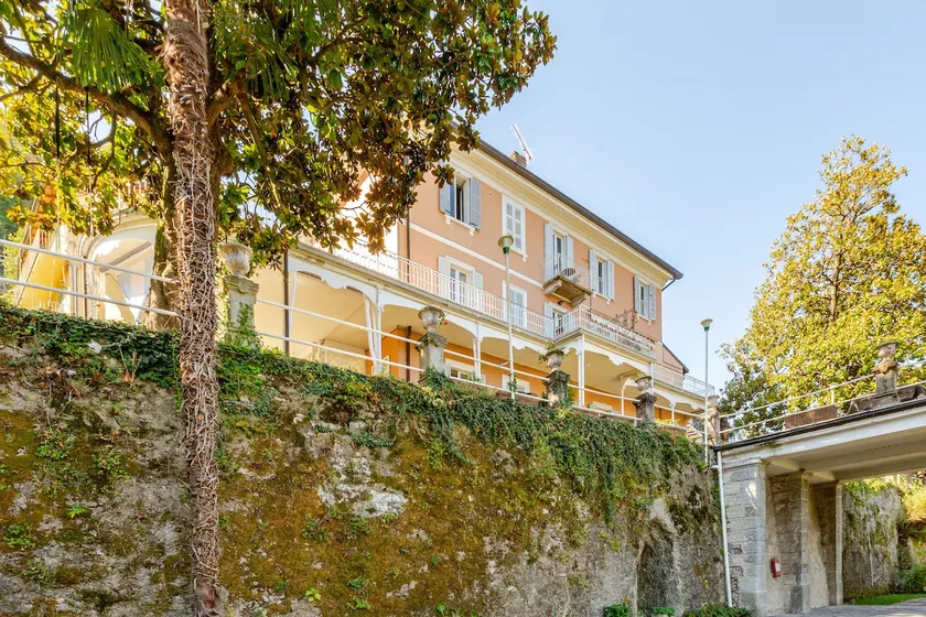 Villa Vittoria Lake Como Blevio Apartment 3 - Image 1
