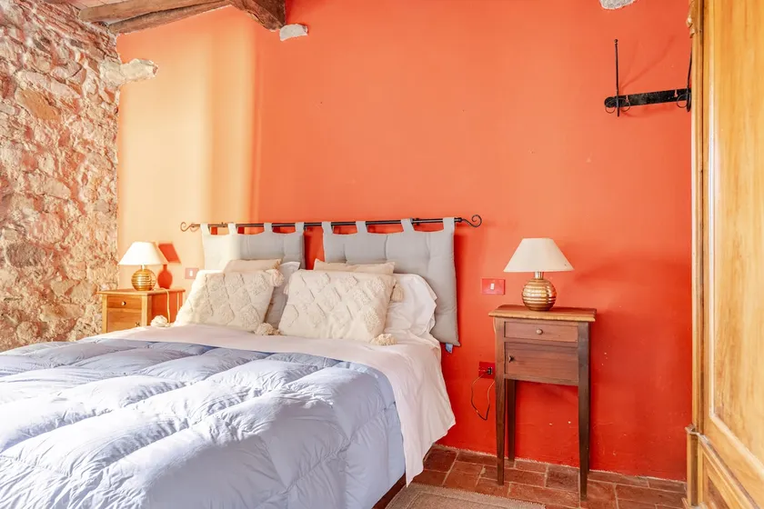 Sambuca Lodge - Image 1
