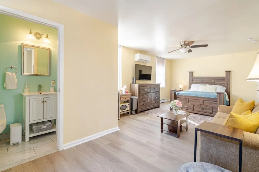 Private Cozy Suite - 20 mins from NYC - MetLife - Image 1