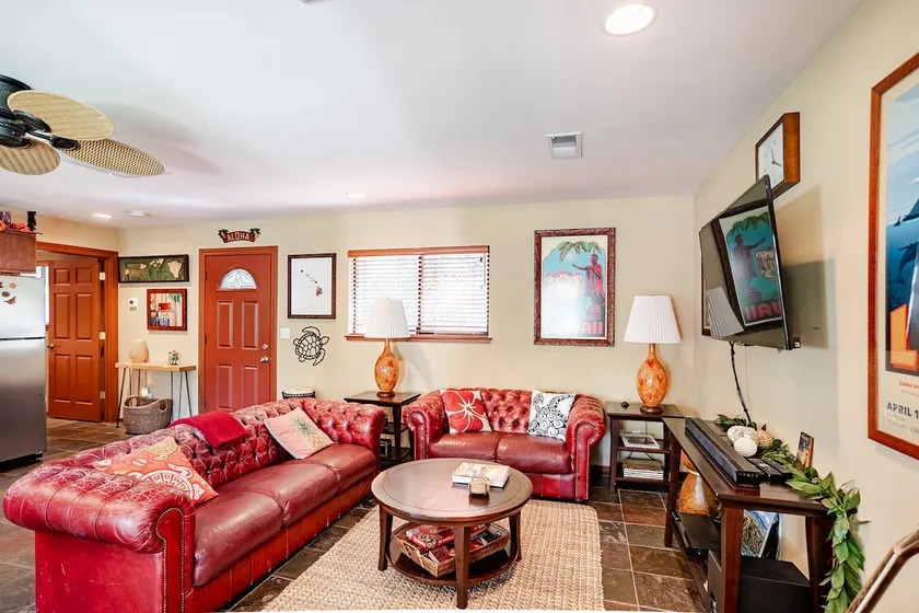 707 BARREL LOUNGE Cottage - Image 1