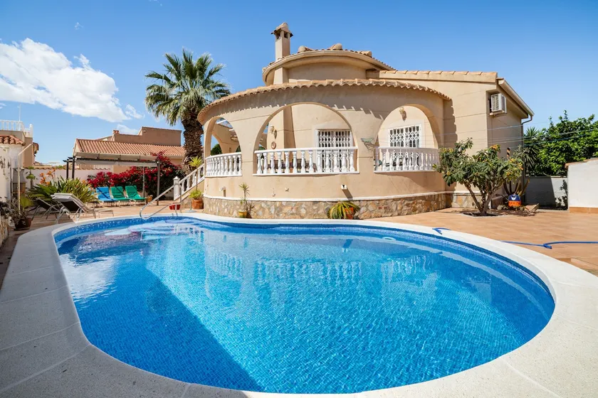3 Bedrm Villa with pool - Costa Blanca - Image 1