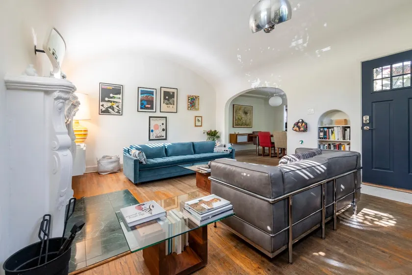 Relaxing Retreat in the Heart of Silverlake - Image 1