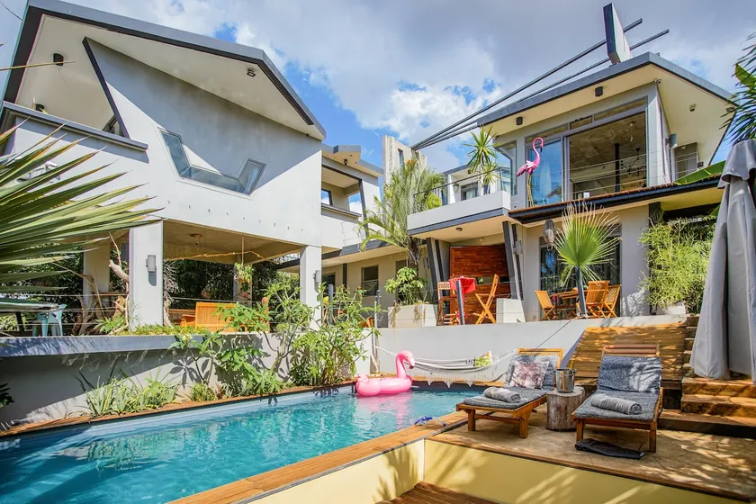 Studio full privacy in shared villa+pool+jacuzzi - Image 1
