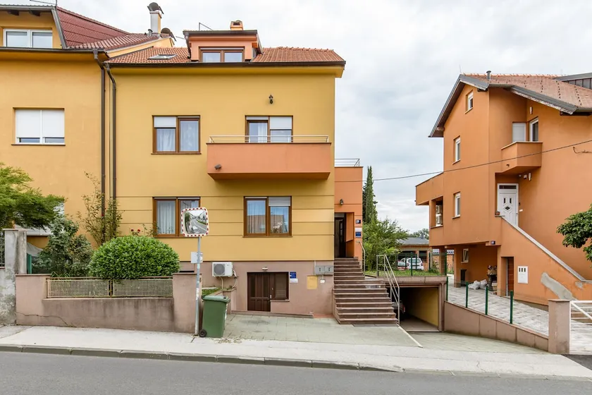 Apartment Maksimir - Image 1