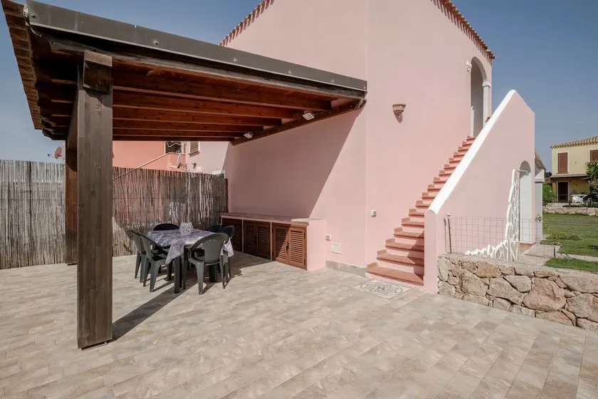 Apartamento en Vignola Mare cerca de playa - Image 1