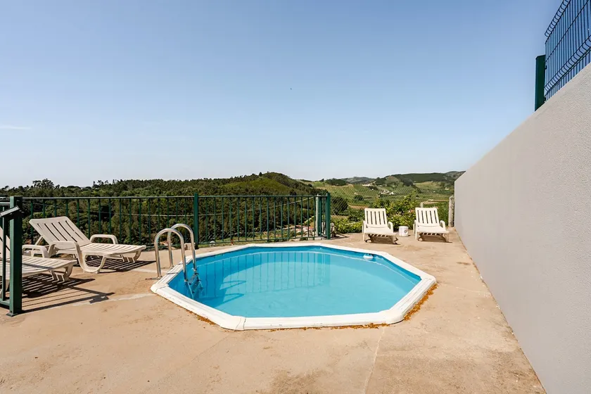 Mountain House upon Lisbon - Image 1