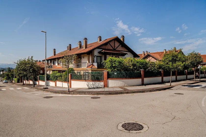 Villa Luisa Apartment - Image 1