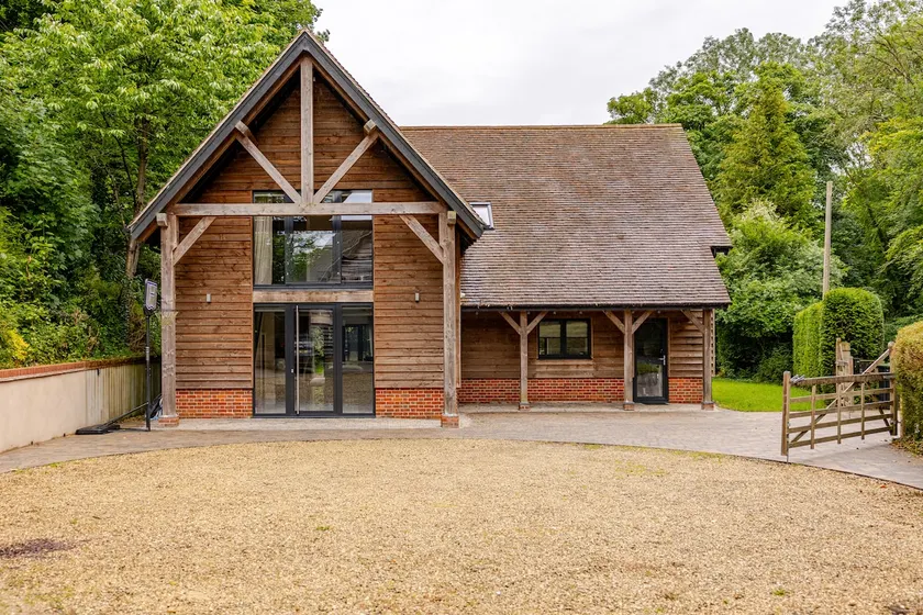Hidden Gem Barn Home | Luxury Living | Min to City - Image 1