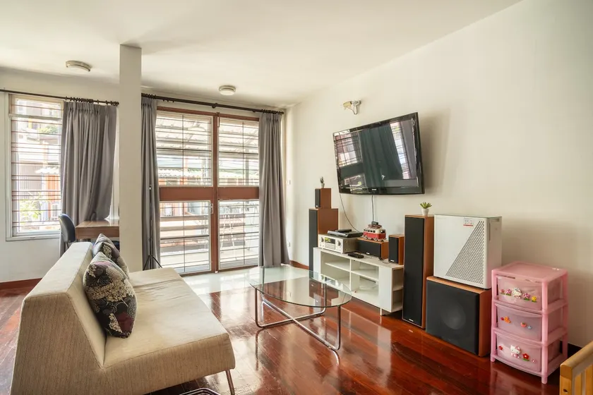 3BR*Near to Grand Palace, Wat Arun,and Khaosan Rd - Image 1