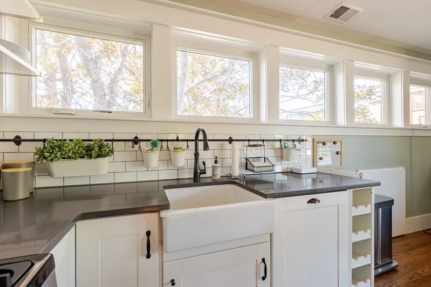 Top Location in Denver: Tennyson Guesthouse Gem - Image 1