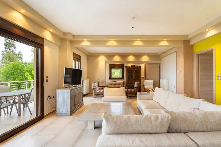 Panoramic Sea View Villa -20 Min from Airport - Image 1