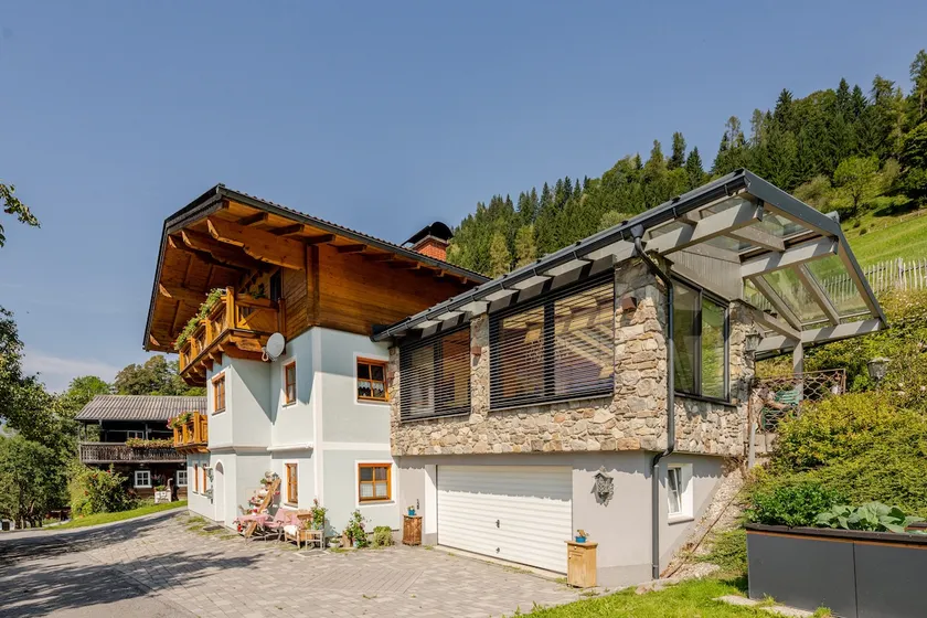 Biobergbauernhof Bergzeit Apartment in Goldegg - Image 1