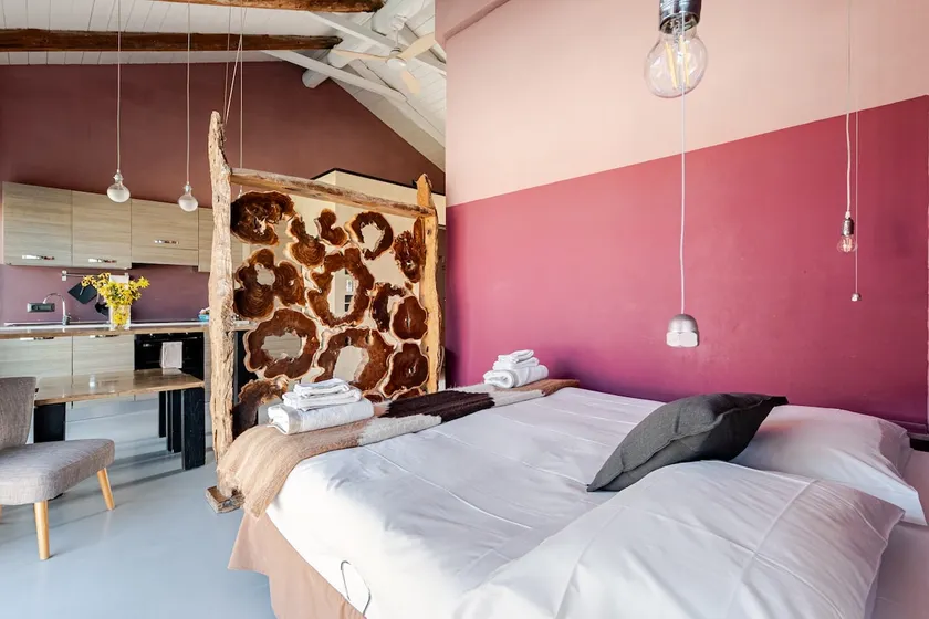 Bright loft with shared swimming pool | CasaMatilda - Image 1
