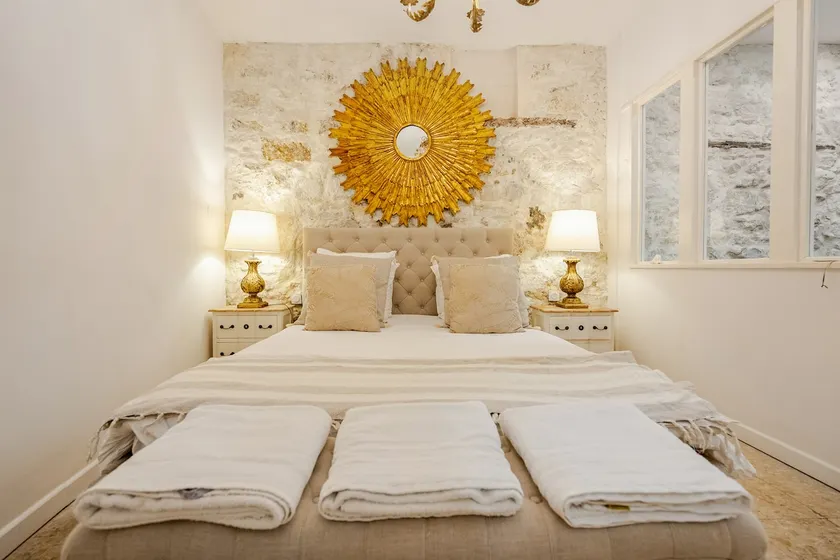 Palace of the Popes - Peaceful Haven IV - Image 1