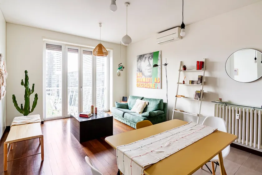 Amazing view exclusive 9th floor apartment - Image 1